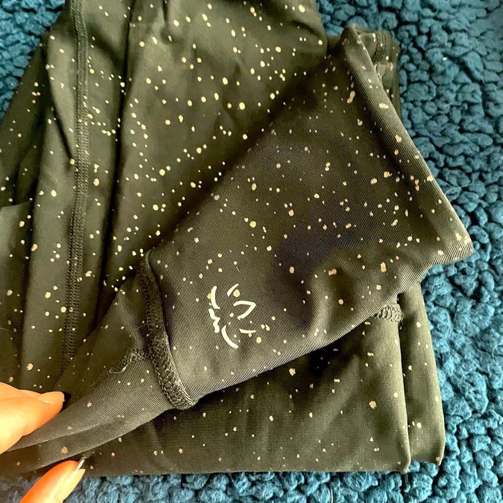 Beyond yoga metallic shimmer leggings